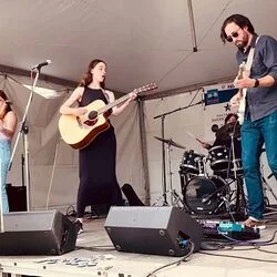 Stone Kite Live Chords by The Katherine Lavin Band