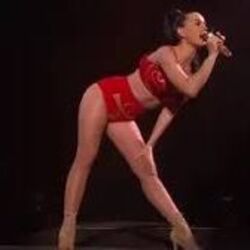 I Kissed A Girl  Intro by Katy Perry