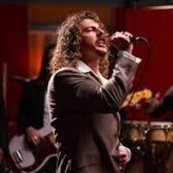 Dancing2 Chords by Keli Holiday