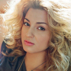 California Lovers Chords by Tori Kelly