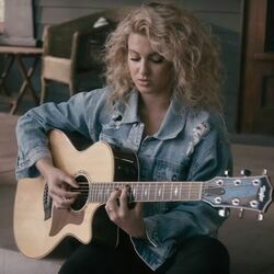 Coffee Acoustic Live Chords by Tori Kelly