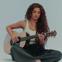 Oceans Live Intro by Tori Kelly