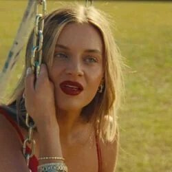 I Sit In Parks (Ver2) Chords by Kelsea Ballerini