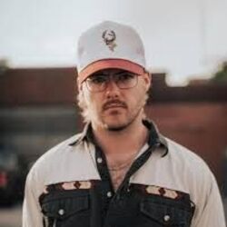 Me Being Me Chords by Kenny Whitmire