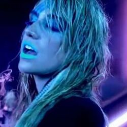 Glow Chords by Kesha