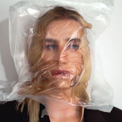 Living In My Head Chords by Kesha