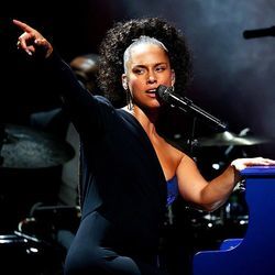Old Memories Chords by Alicia Keys