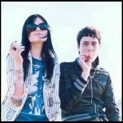 Pale Blue Eyes Chords by The Kills