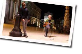 Una Ragazza In Due Chords by Kings Of Convenience