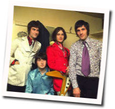 People Take Pictures Of Each Other Chords by The Kinks
