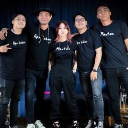 Apa Kabar Mantan Chords by Kis, Yessy Diana