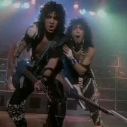 Heavens On Fire Bass Tab by Kiss
