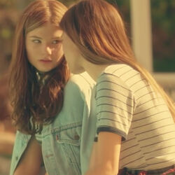 Girls Like Girls Chords by Hayley Kiyoko