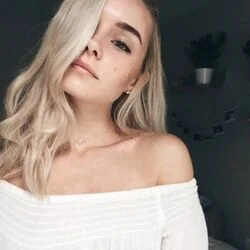 Moon And Back Chords by Alice Kristiansen