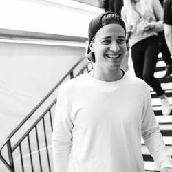 Beautiful Chords by Kygo