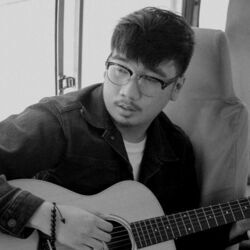 Walang Kapalit Chords by Kyle Raphael