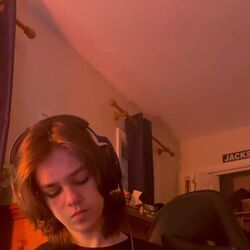 Kyleaundreh tabs for Bleeding dreams