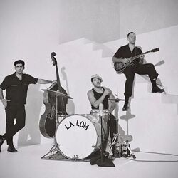 Café Tropical Intro by La Lom