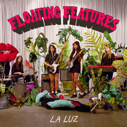 Don't Leave Me On The Earth Chords by La Luz
