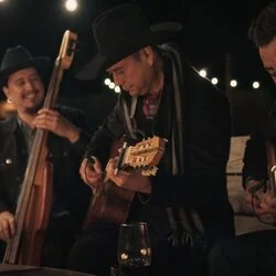 Me Estoy Volviendo Loca Chords by La Santa Cecilia