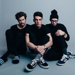 Get Away Chords by LANY