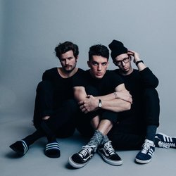 Remember That Chords by LANY