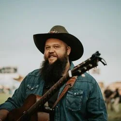 Both Sides Of The Fence Chords by Larry Fleet