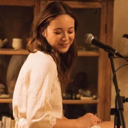 Bored Live Intro Tab by Laufey