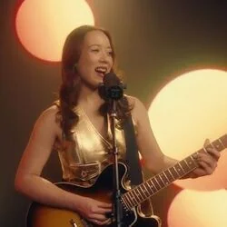 Castle In Hollywood Live Chords by Laufey