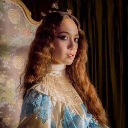 Clean Air Chords by Laufey