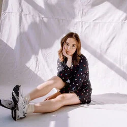 Lovesick Live Chords by Laufey