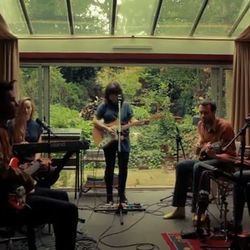 Pale Shadows Chords by Laura Groves