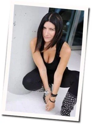 Sorella Terra Chords by Laura Pausini