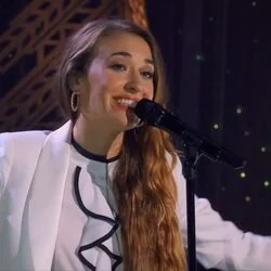 Oh Holy Night Chords by Lauren Daigle