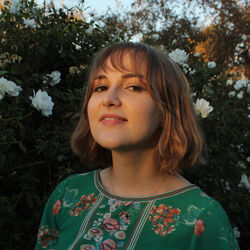 Play Me A Song Chords by Lauren Jones