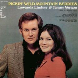 Lawanda Lindsey chords for Wrong number