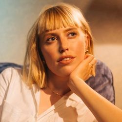 Swimmingpool Chords by LEA