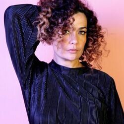Loves Like Water Chords by Leah Flanagan