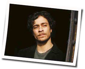 Da Steht Ein Zwerg Auf Nem Berg Tief I'm Wald Chords by Amos Lee