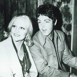 Deed I Do Chords by Peggy Lee