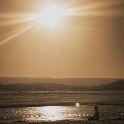 Lemonise chords for Golden