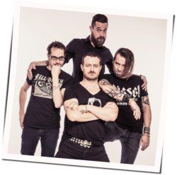 Rebecca Chords by Les Fatals Picards
