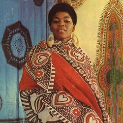 Whats Wrong With Groovin Chords by Letta Mbulu