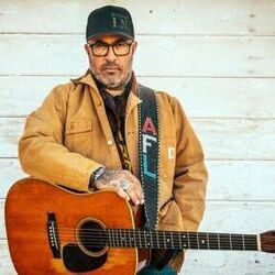 Outlaw Chords by Aaron Lewis