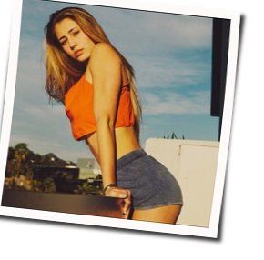 Lia Marie Johnson chords for The wave