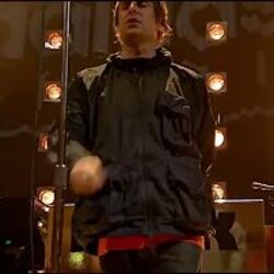 Liam Gallagher chords for Cigarettes and alcohol