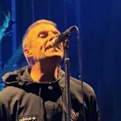 Liam Gallagher chords for Married with children