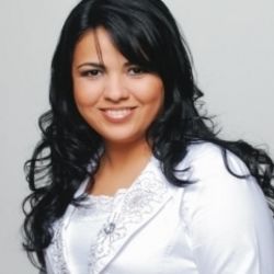 Lília Paz chords for Um lindo lugar