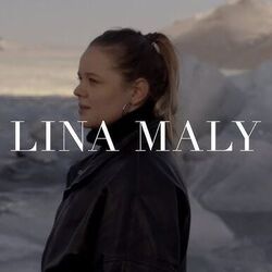 Mond by Lina Maly