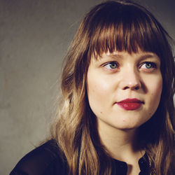 Wie Weit Chords by Lina Maly